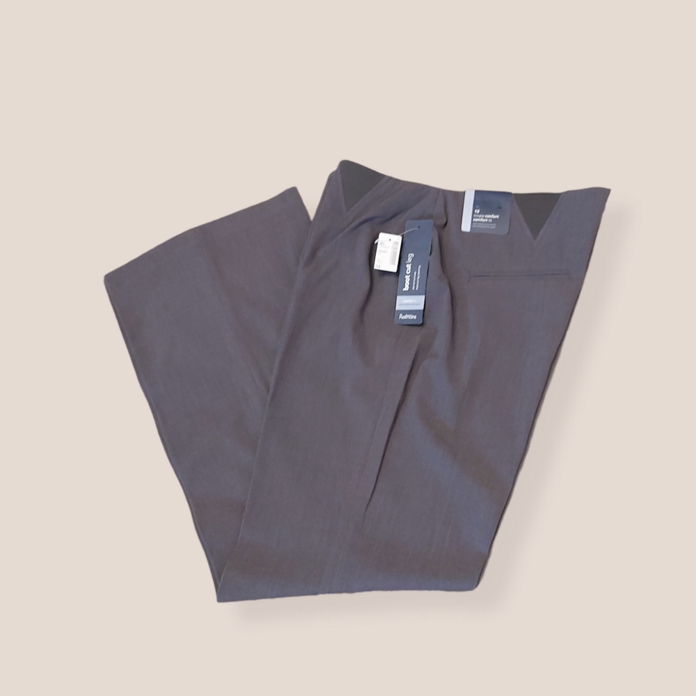 Brand new Reitmans pants